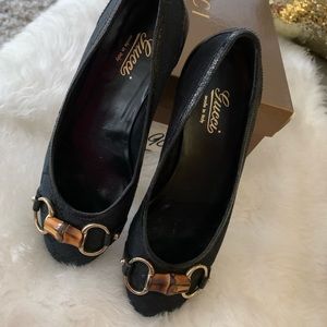 Gucci flats size 5